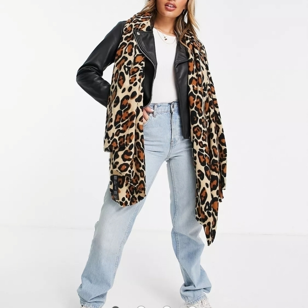 Leopard scarf wrap